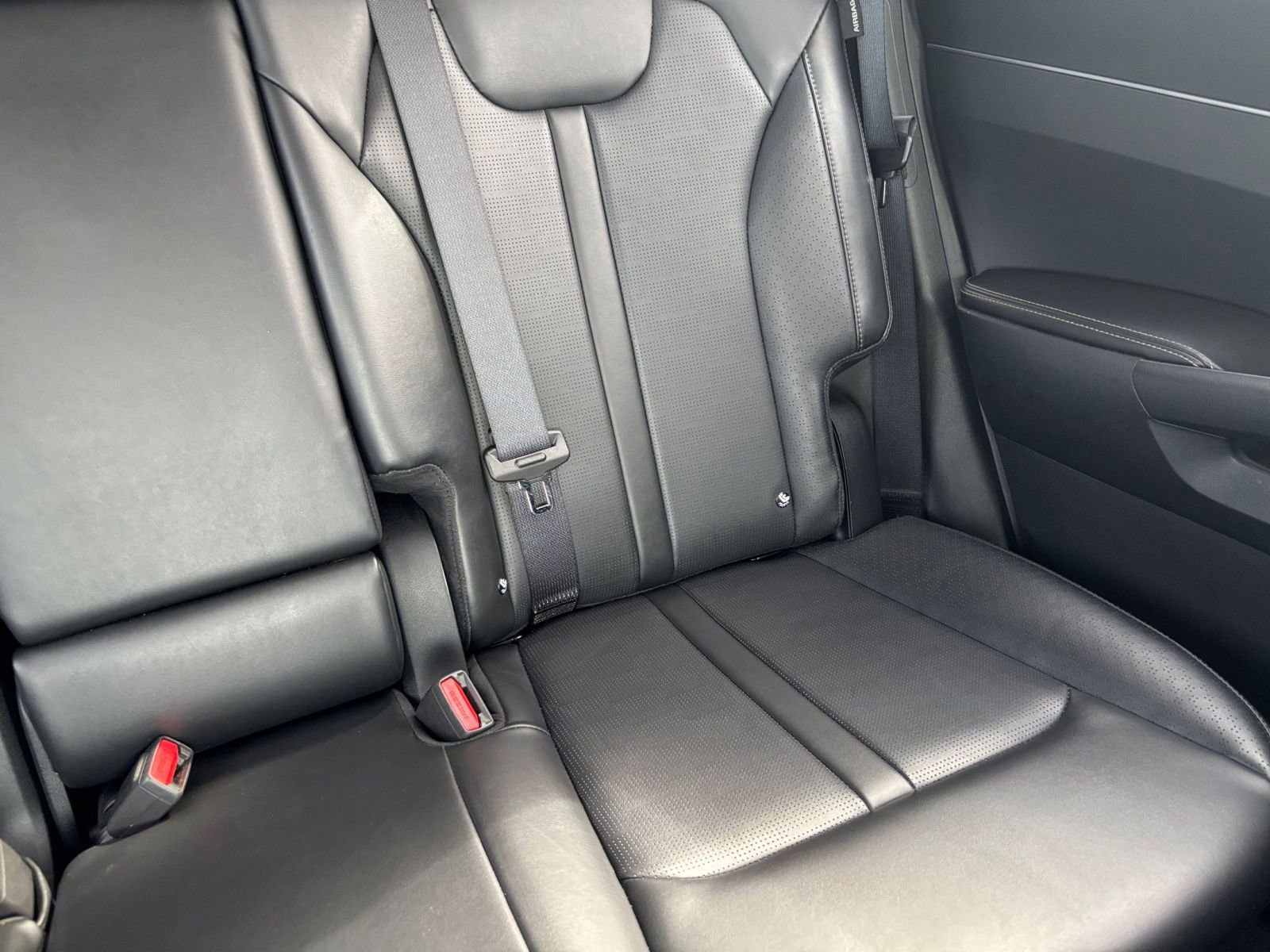 Used 2024 Kia Sorento S image 40