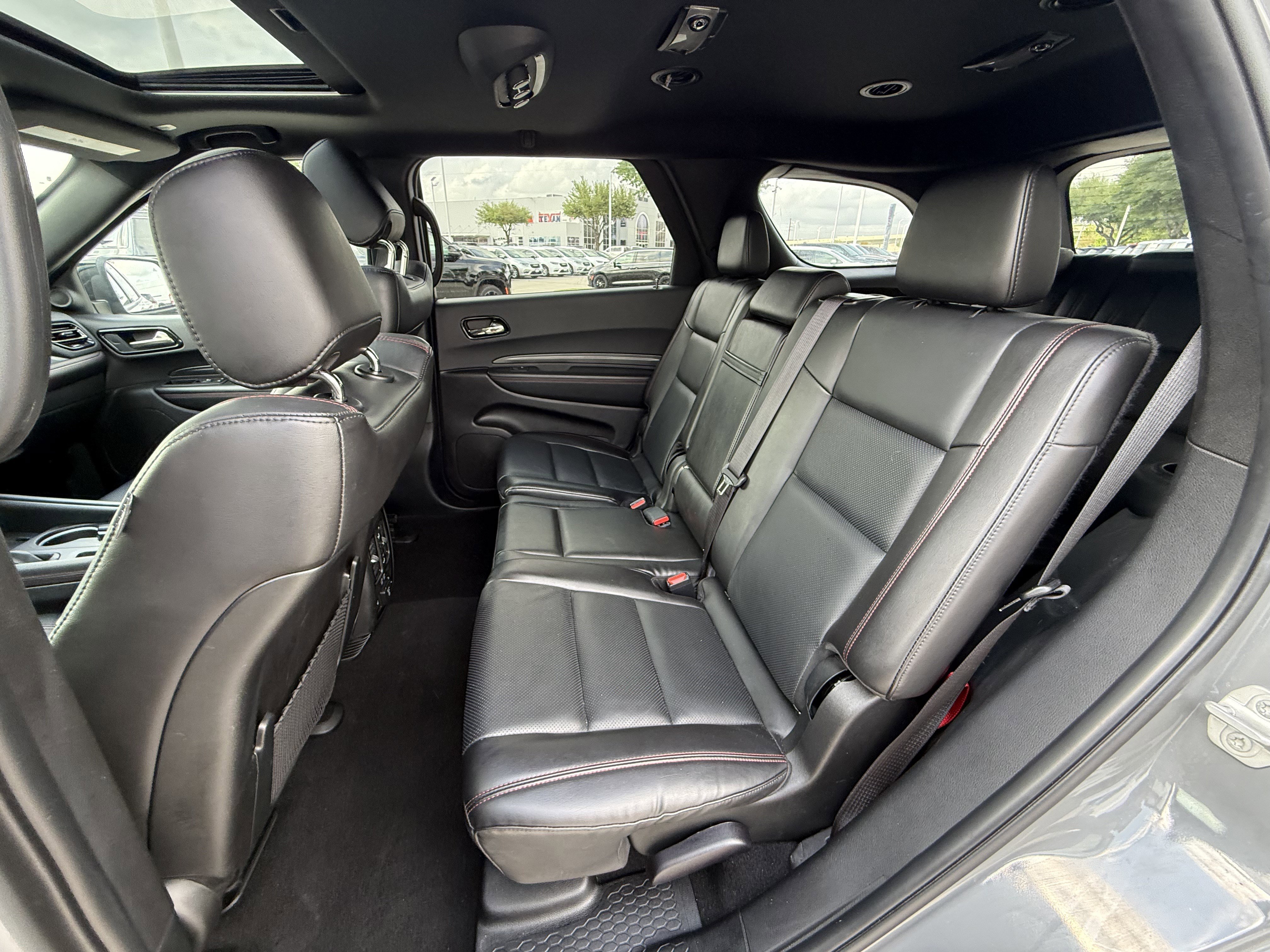Used 2025 Dodge Durango GT image 29