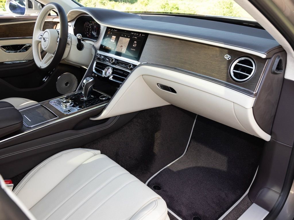 New 2026 Bentley Flying Spur Plug-In Hybrid AWD/4WD image 4