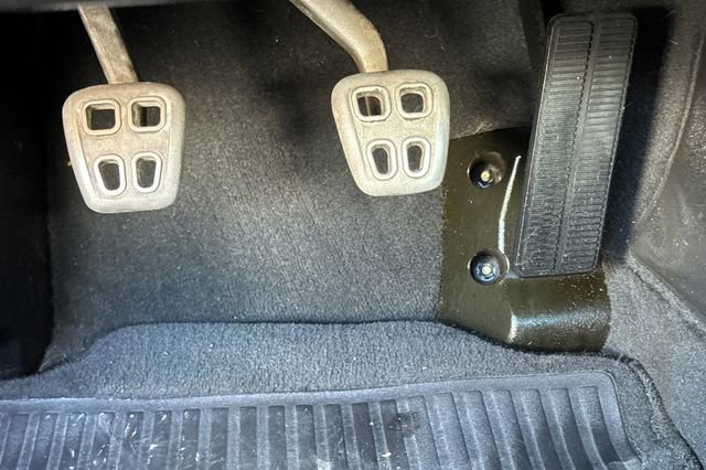 Used 2005 Chevrolet Corvette Convertible w/ Preferred Equipment Group image 40