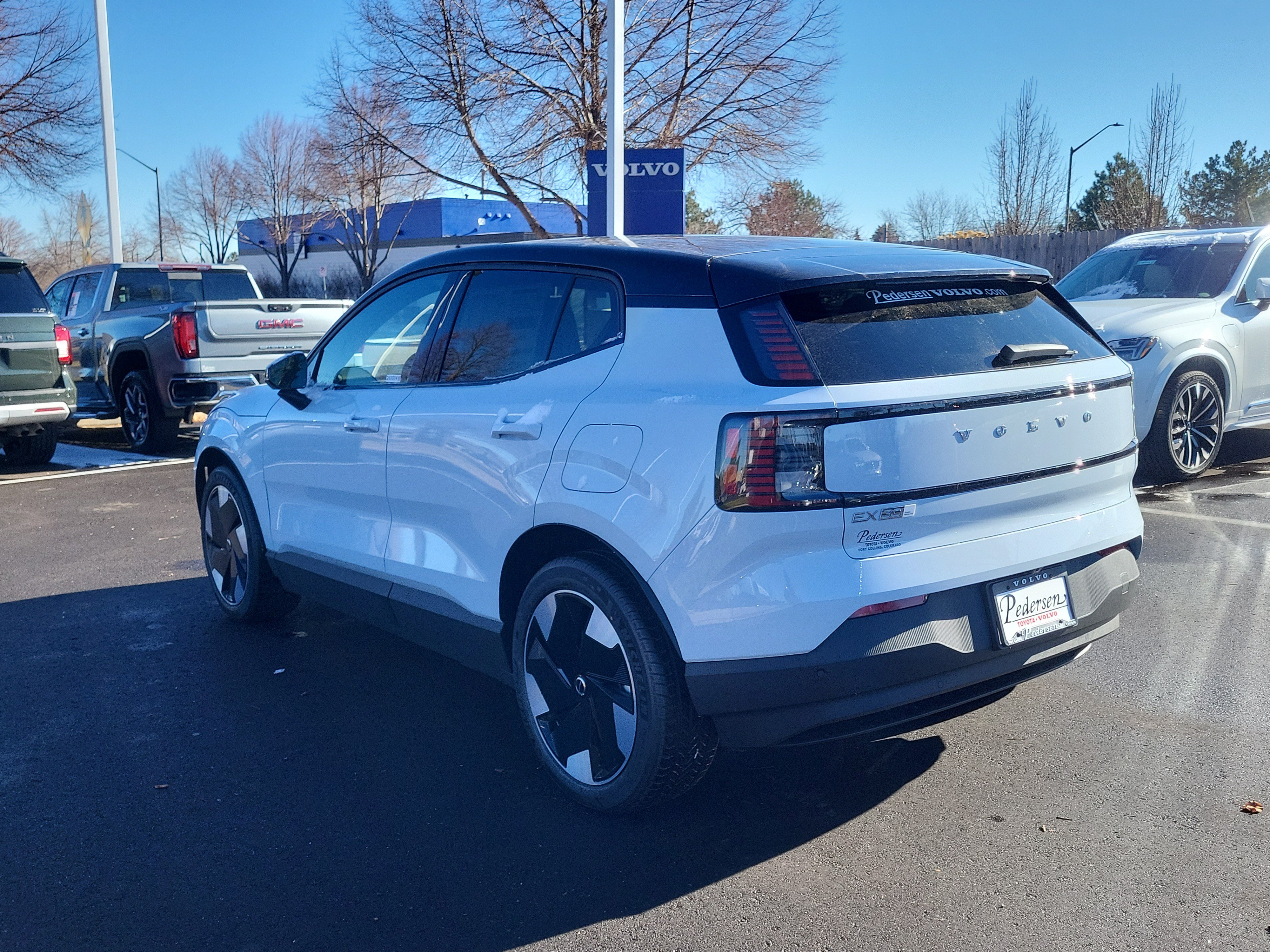 New 2026 Volvo EX30 Plus w/ Climate Package AWD/4WD image 4