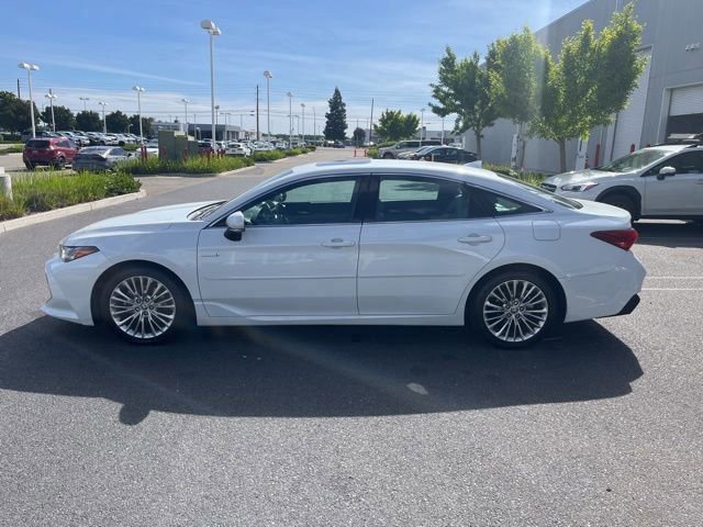 Used 2020 Toyota Avalon Limited w/ Advanced Safety Package FWD image 8