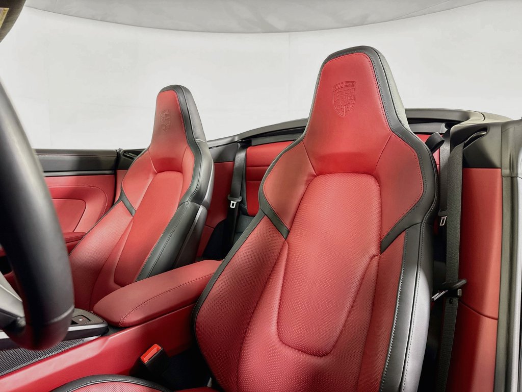 Certified 2026 Porsche 911 Carrera RWD image 5