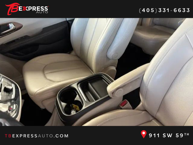 Used 2021 Chrysler Voyager Lxi image 15