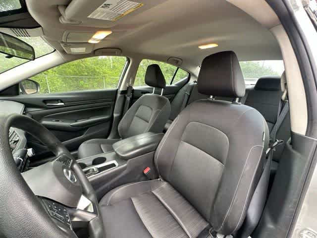 Used 2022 Nissan Altima 2.5 S FWD image 6