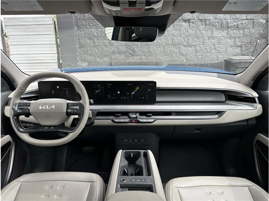 Used 2024 Kia EV9 Wind image 19
