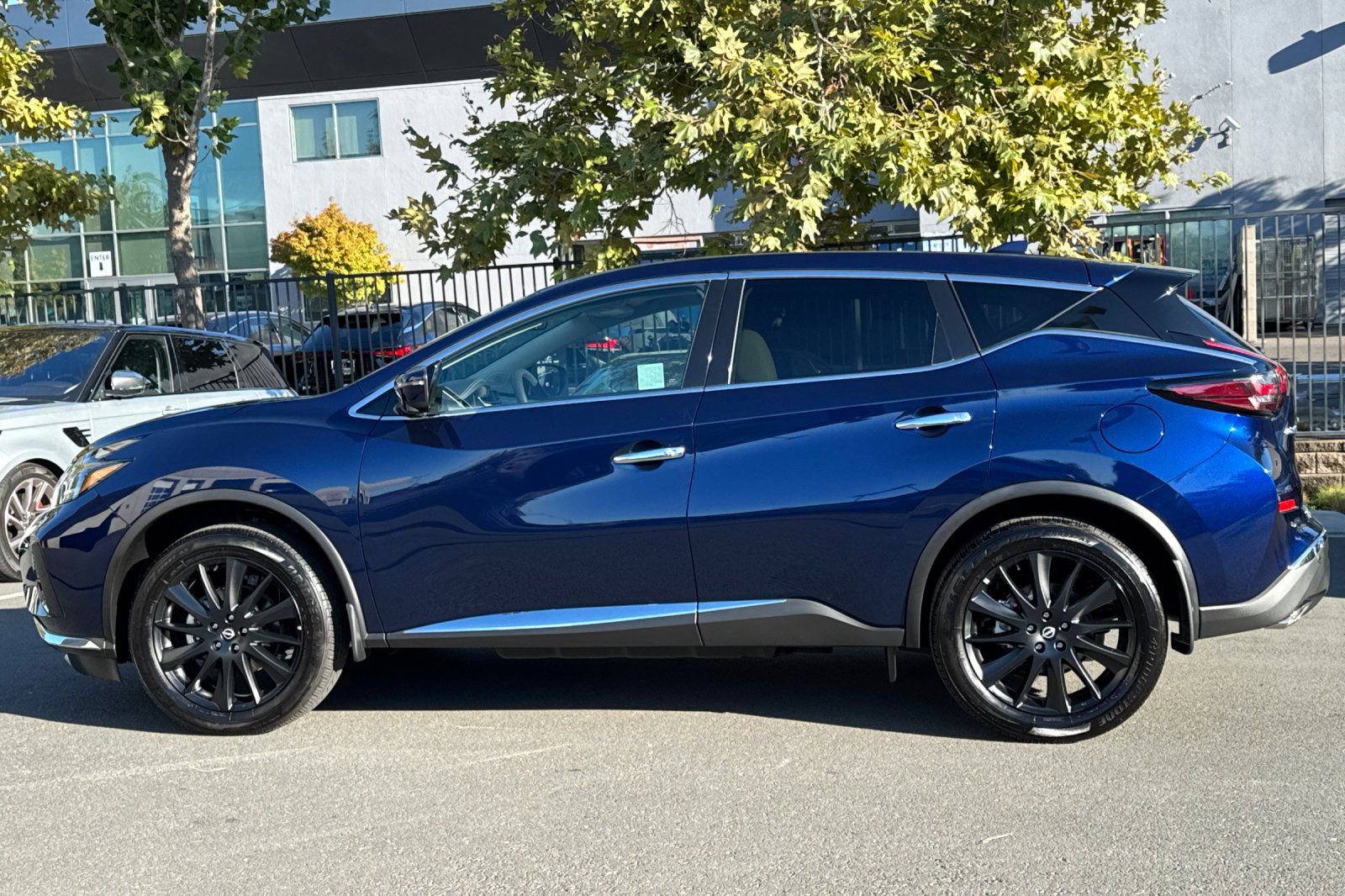 Used 2024 Nissan Murano SL image 7