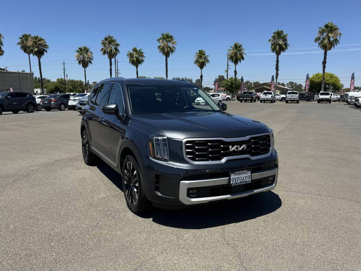 Used 2024 Kia Telluride SX FWD image 3