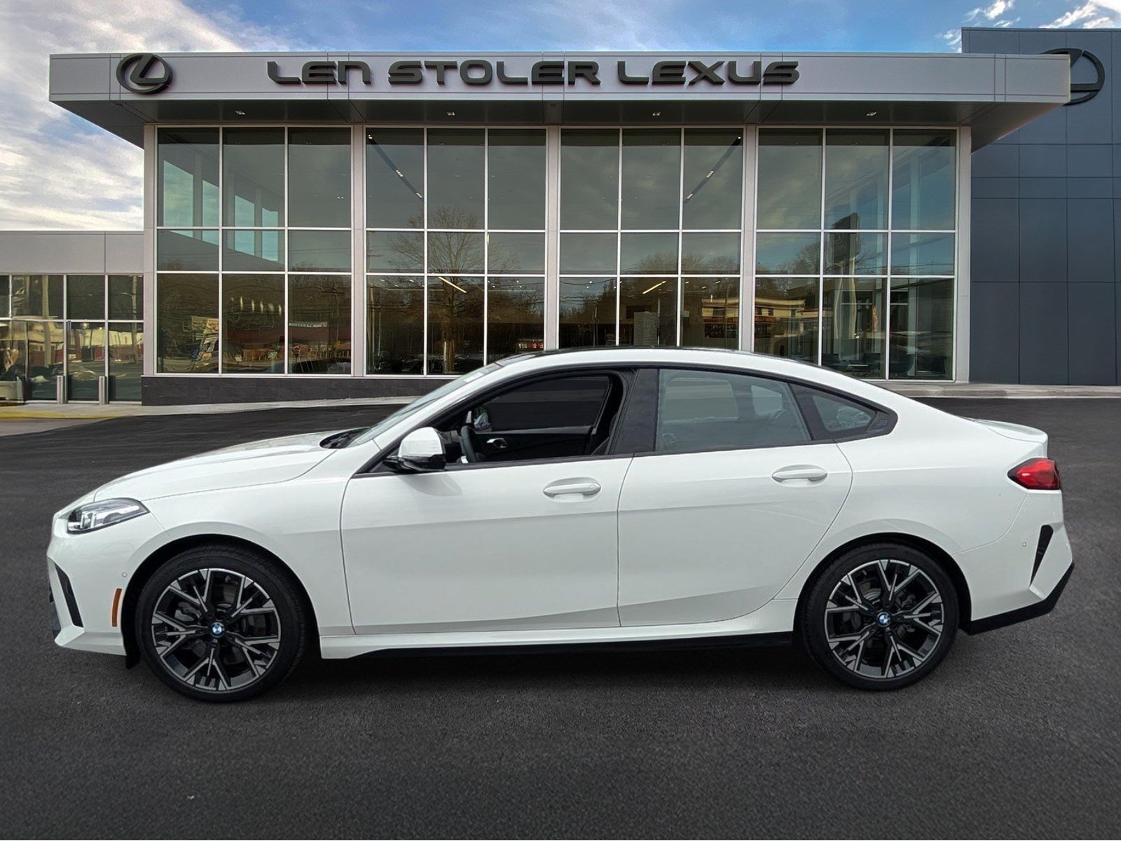 Used 2025 BMW 228i xDrive w/ Premium Package AWD/4WD image 6