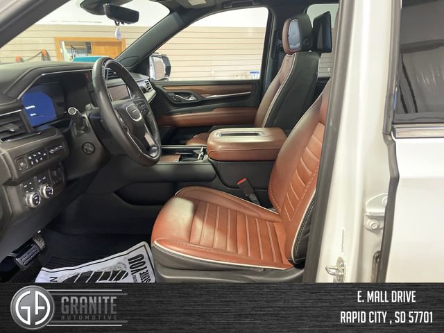 Used 2023 GMC Yukon Denali Ultimate image 9