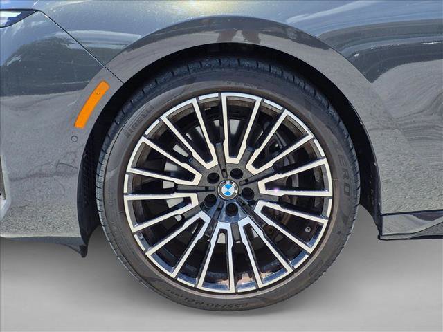 Used 2024 BMW 740i RWD image 14