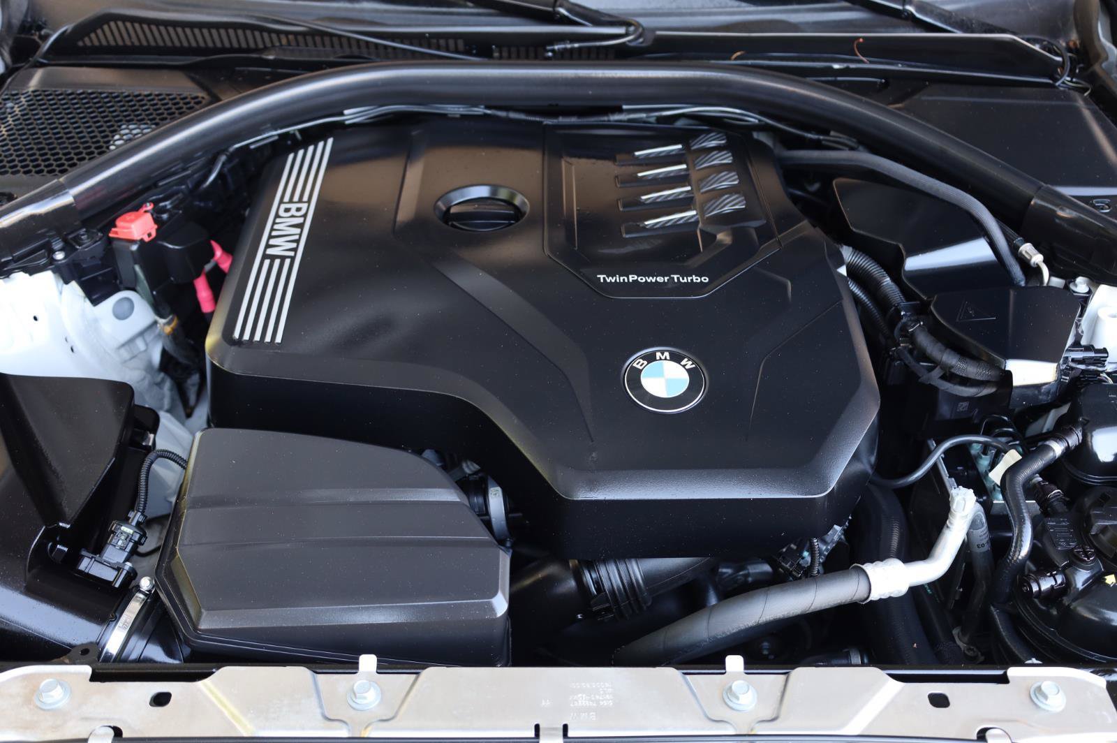 Used 2022 BMW 330i Sedan w/ Driving Assistance Package RWD image 15