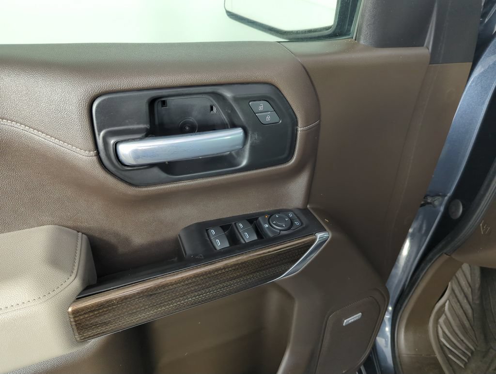 Used 2021 Chevrolet Silverado 1500 LT Trail Boss w/ Convenience Package II AWD/4WD image 18