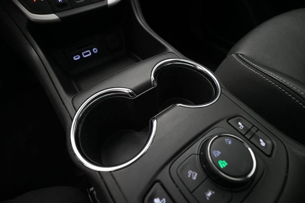 Used 2022 GMC Terrain SLT image 17