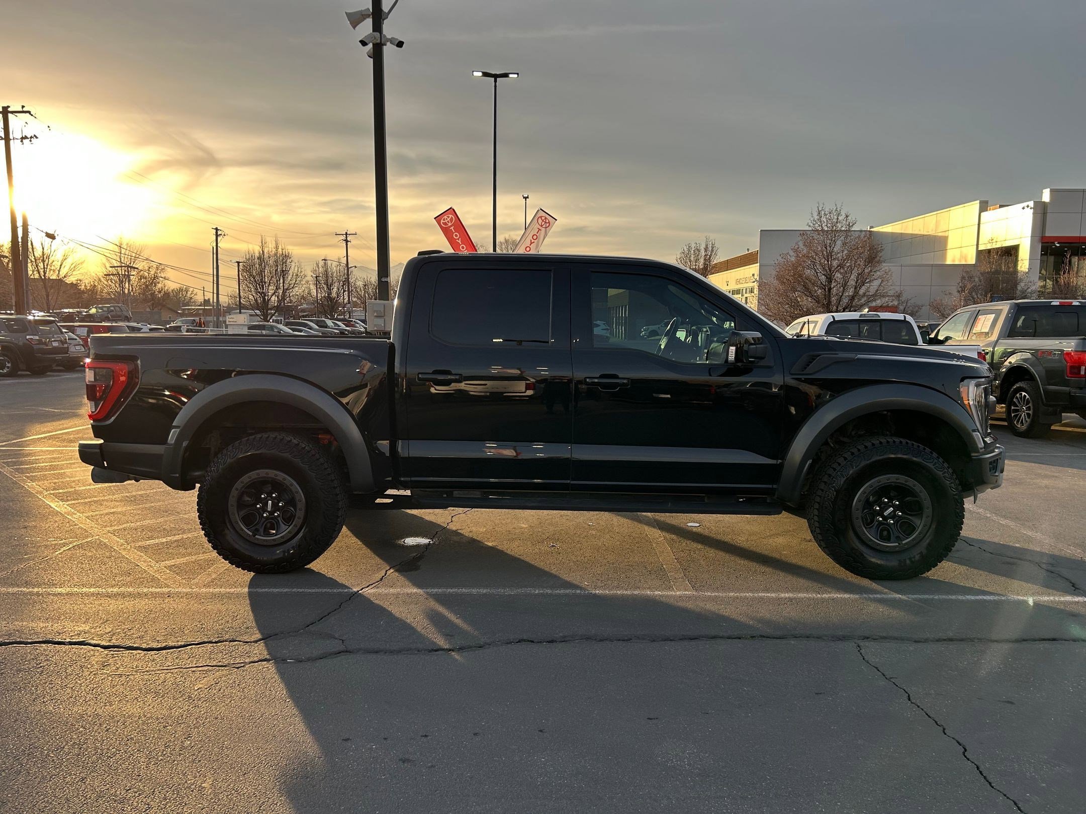 Used 2022 Ford F150 Raptor w/ Equipment Group 801A High image 6