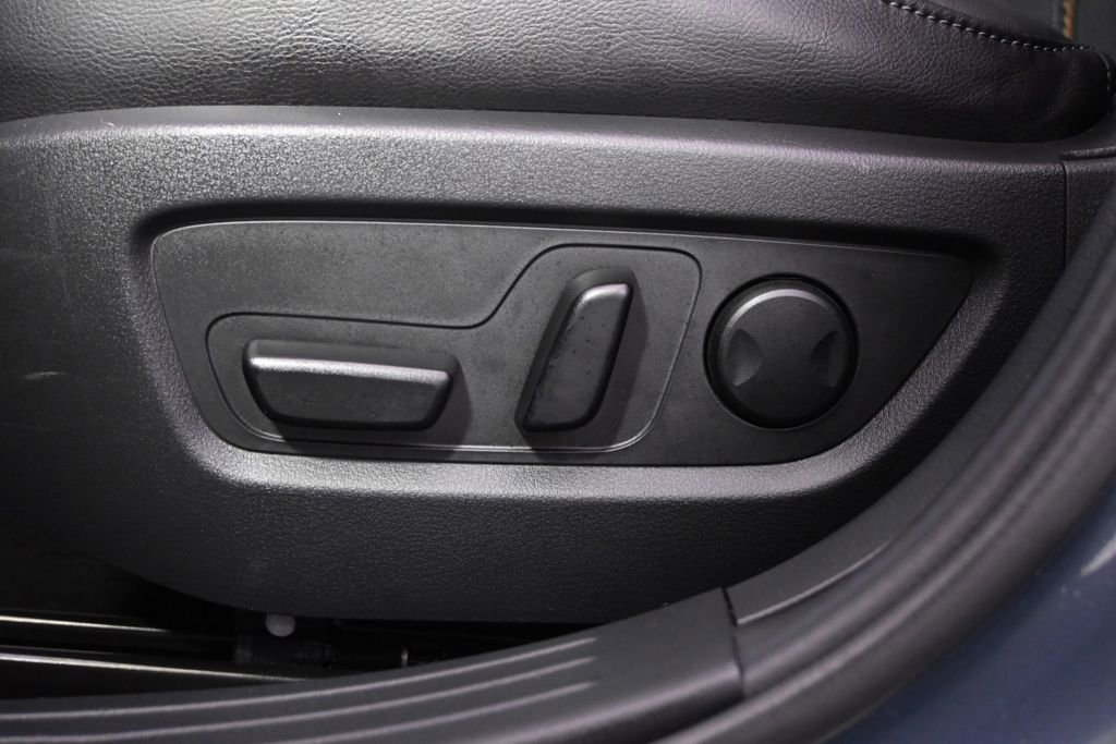 Used 2025 MAZDA CX-50 2.5 Hybrid w/ Premium Plus Pkg image 14