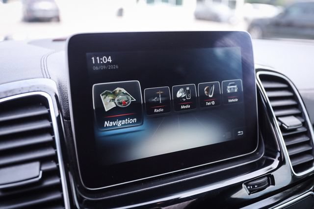 Used 2018 Mercedes-Benz GLS 450 4MATIC image 31