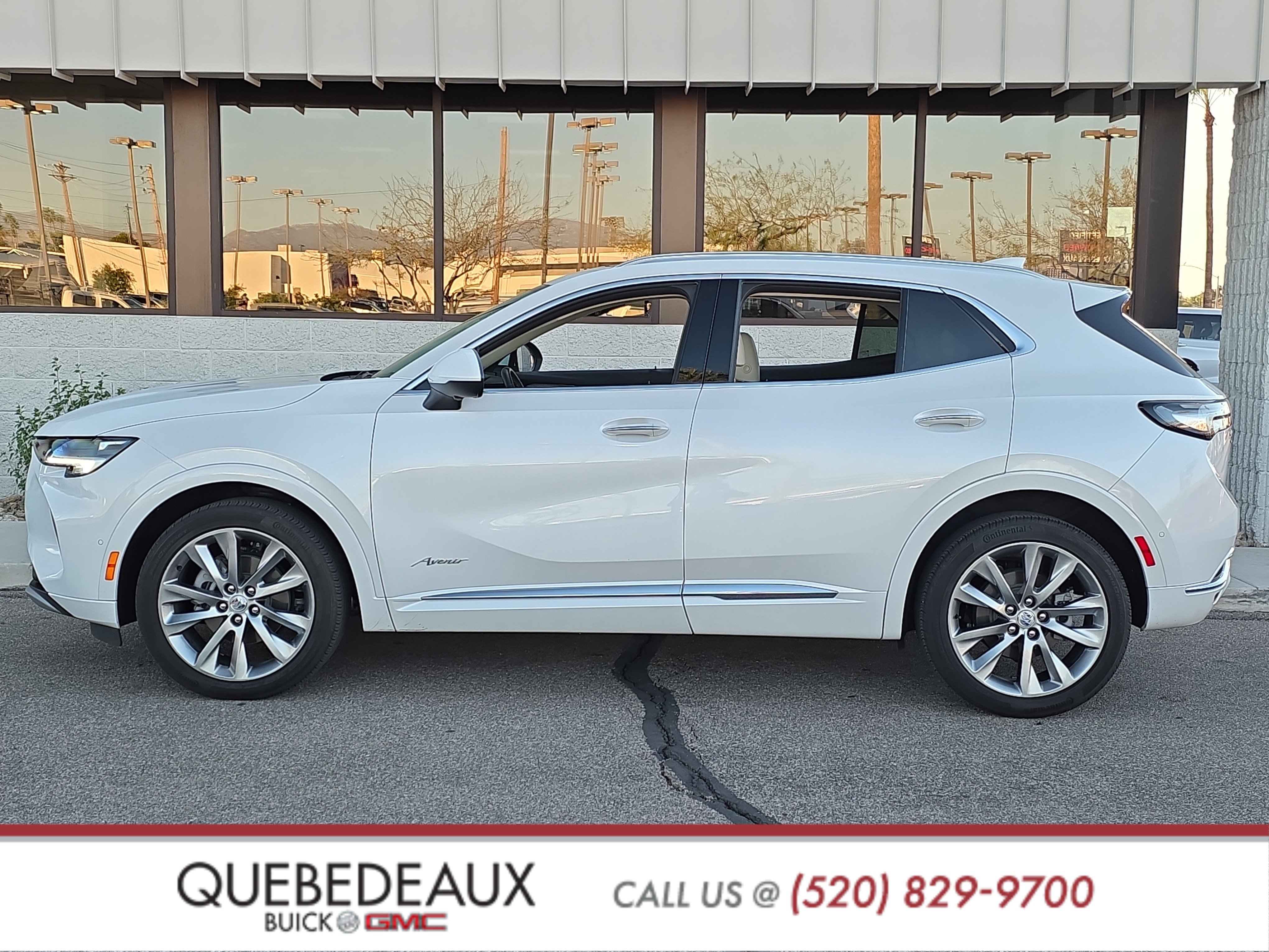 Used 2023 Buick Envision Avenir image 4