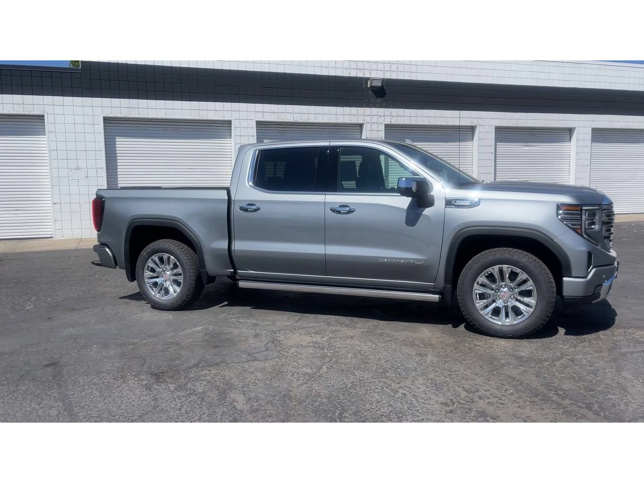 New 2026 GMC Sierra 1500 Denali w/ Technology Package AWD/4WD image 4
