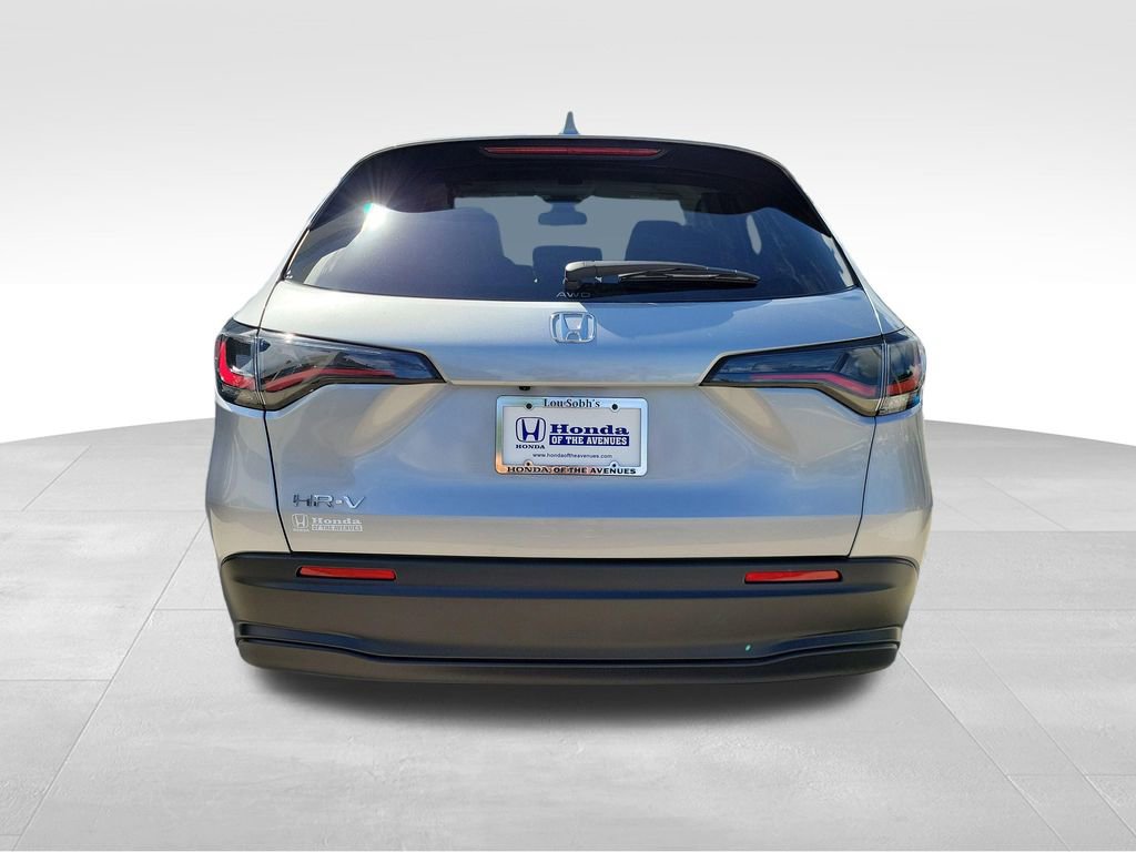 Certified 2026 Honda HR-V LX image 8