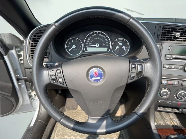 Used 2010 Saab 9-3 2.0T FWD image 11
