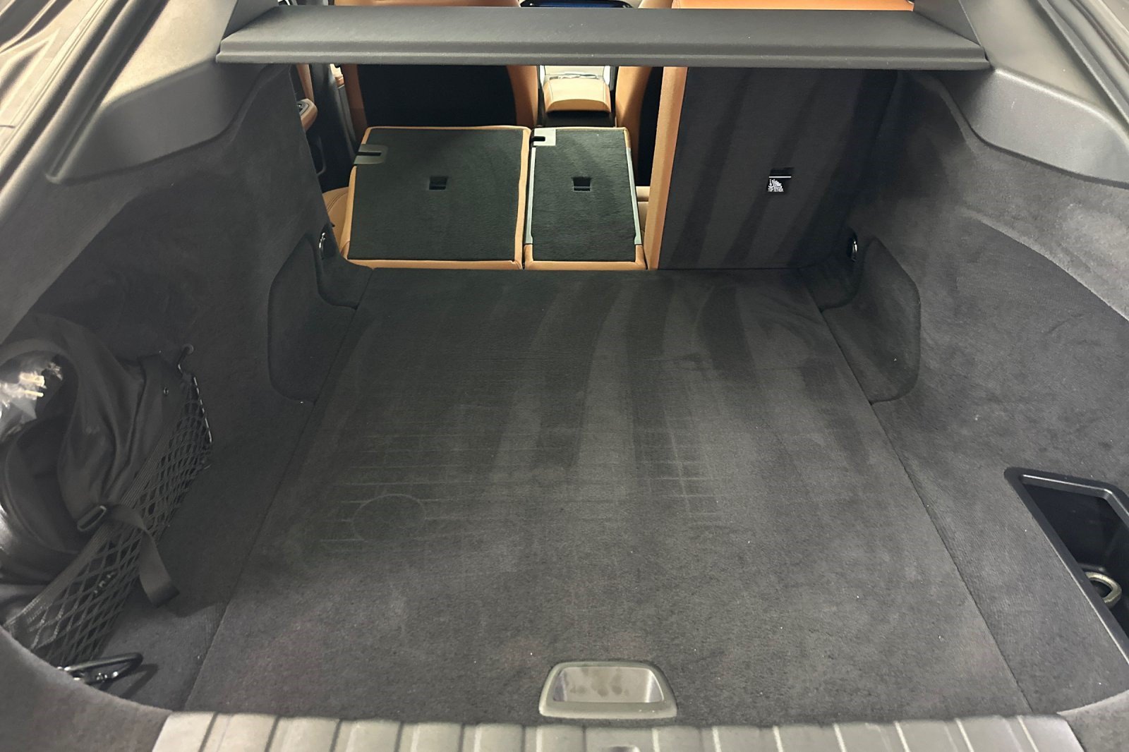 Certified 2025 BMW i4 eDrive40 w/ M Sport Package RWD image 33