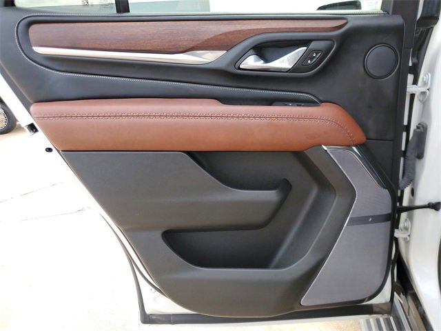 Used 2023 GMC Yukon Denali Ultimate w/ LPO, Floor Liner Package image 16