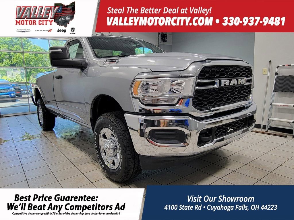 New 2024 RAM 2500 Tradesman w/ Chrome Appearance Group