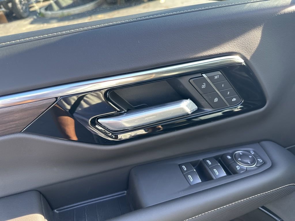 New 2026 Chevrolet Suburban Premier w/ Sun And Tow Package image 16