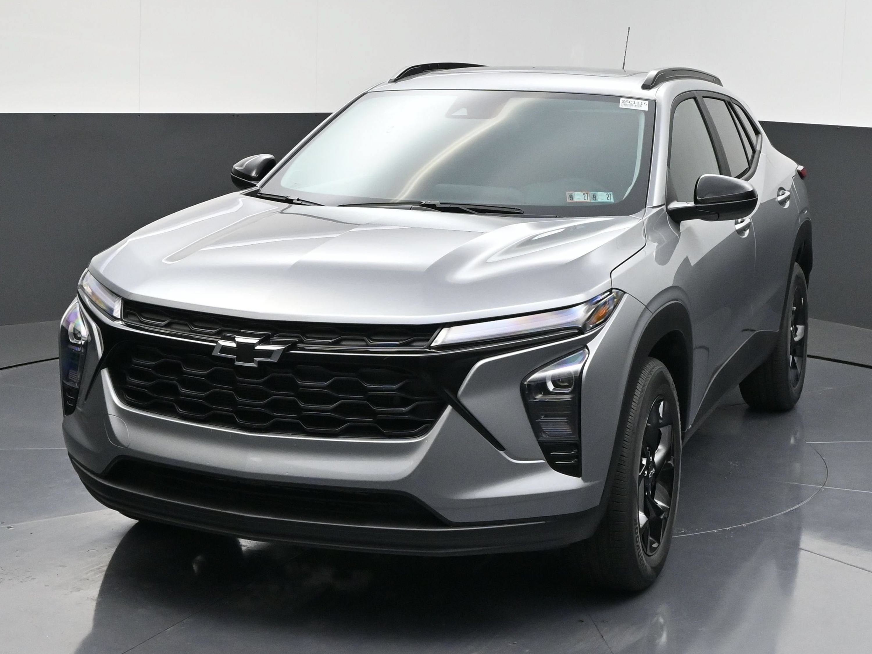 New 2026 Chevrolet Trax LT w/ Sunroof Package FWD image 4