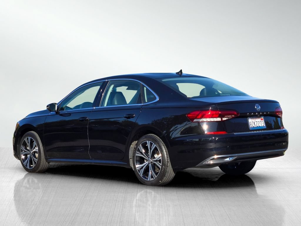 Used 2022 Volkswagen Passat 2.0T SE FWD image 6