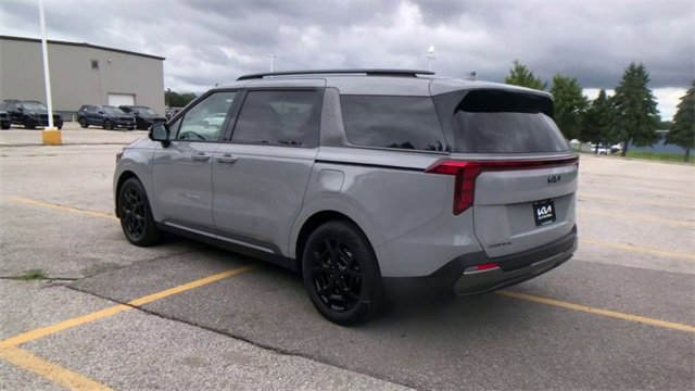 New 2026 Kia Carnival SX w/ SX Dark Edition Package image 9