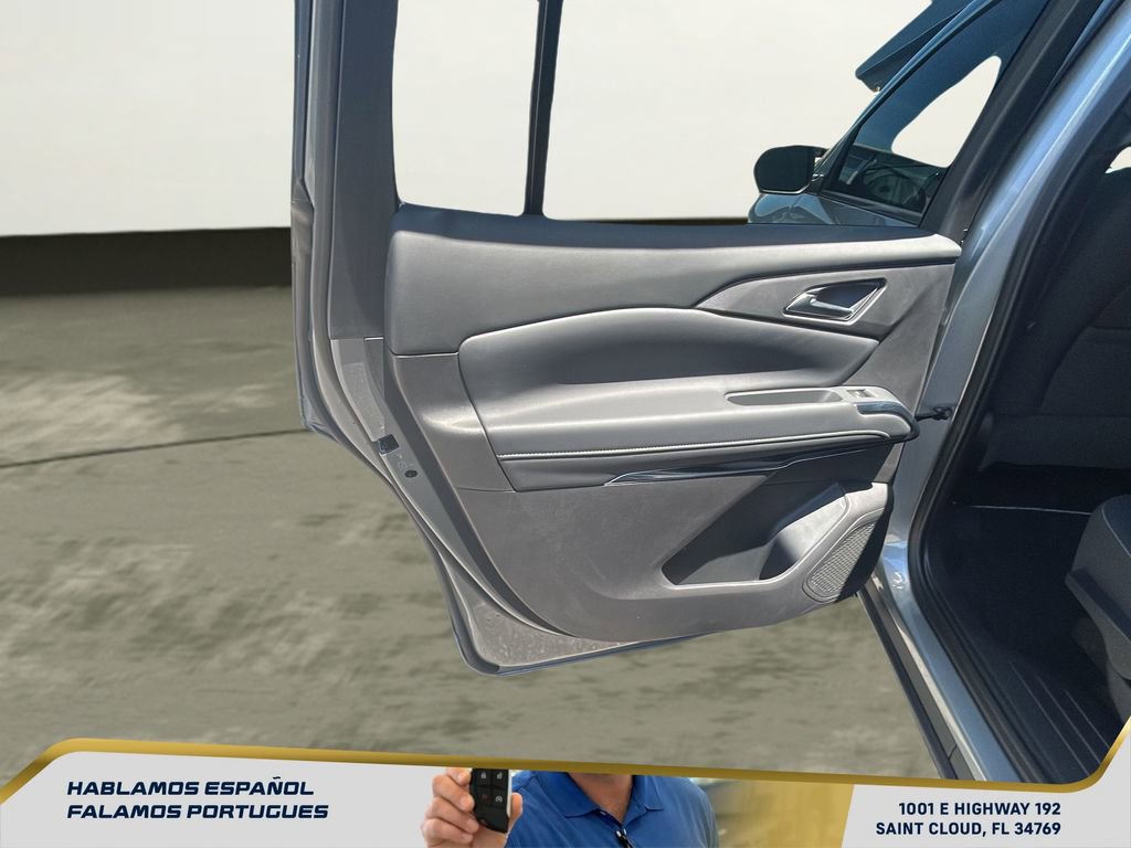 Certified 2026 Chevrolet Traverse LT w/ Driver Confidence Package image 24