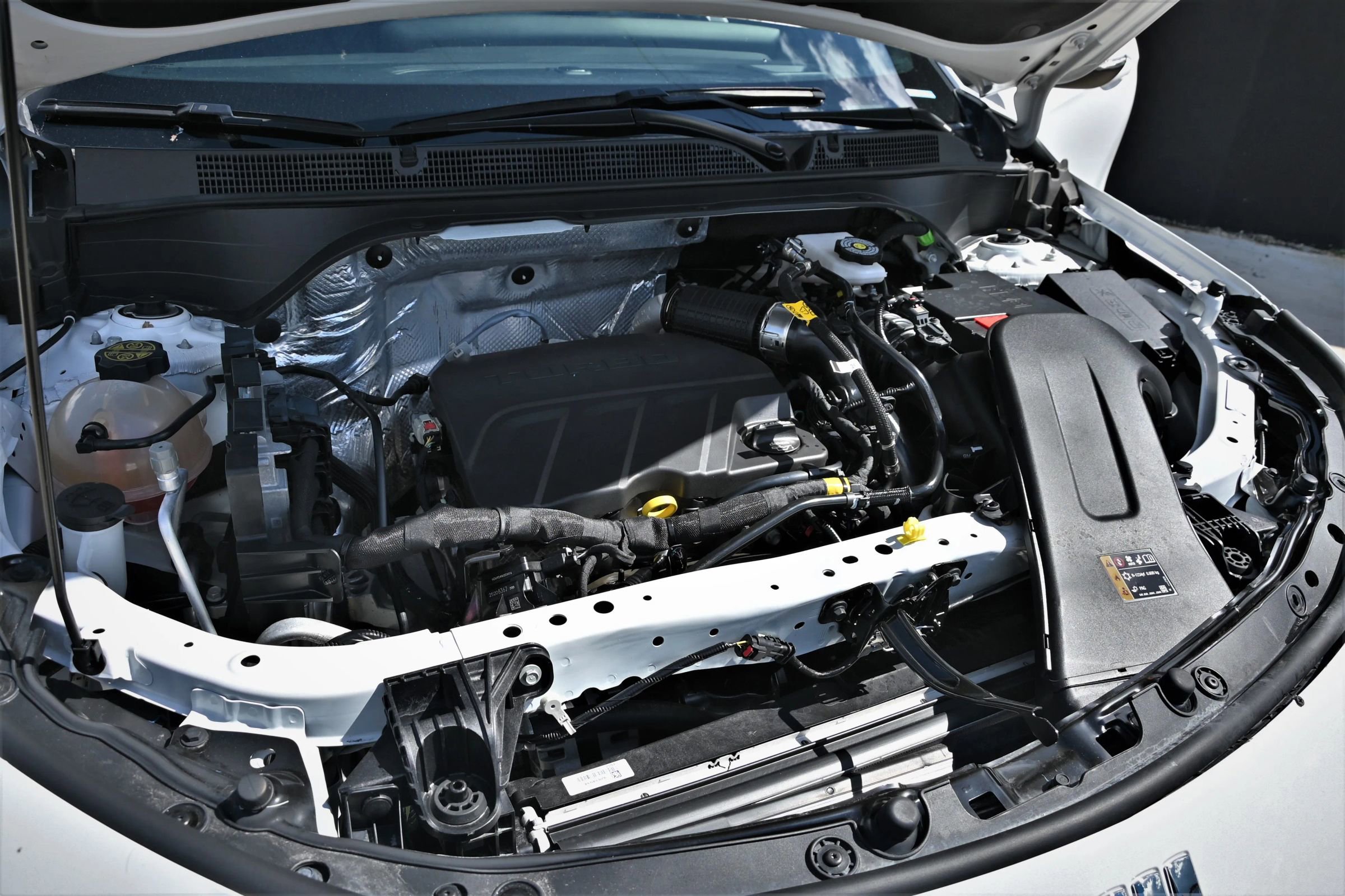Used 2025 Buick Envista Preferred w/ Convenience II Package image 19