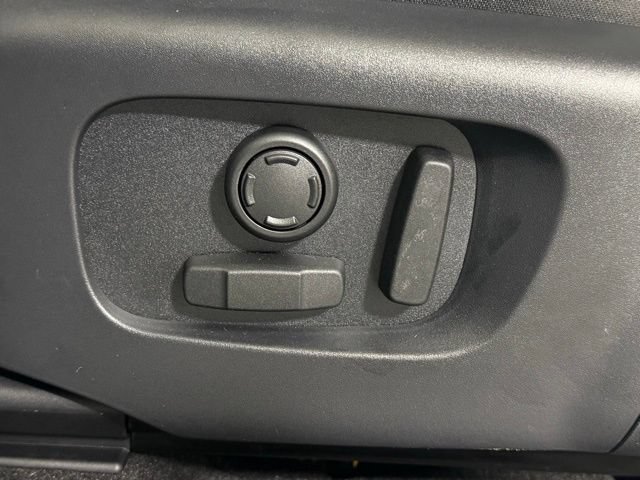 Certified 2025 Land Rover Discovery Sport S AWD/4WD image 29