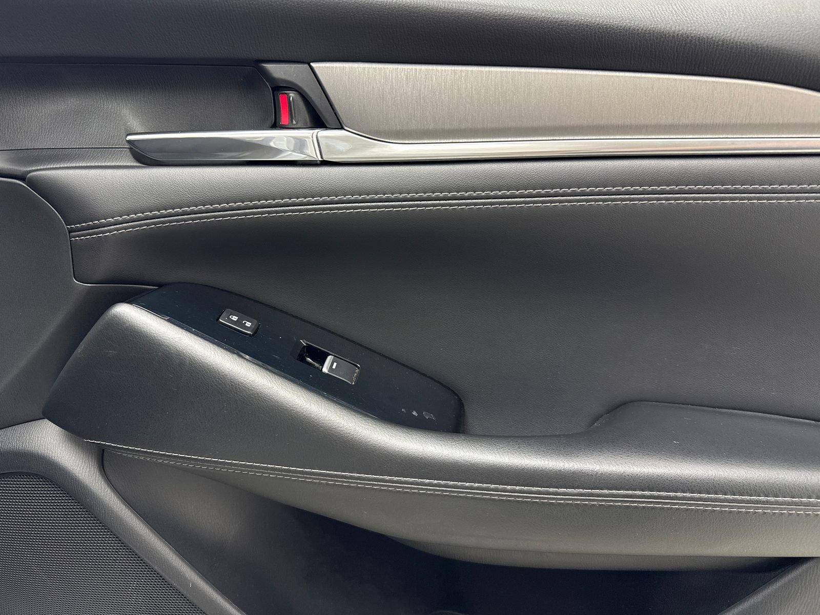 Used 2018 MAZDA MAZDA6 Sport FWD image 41