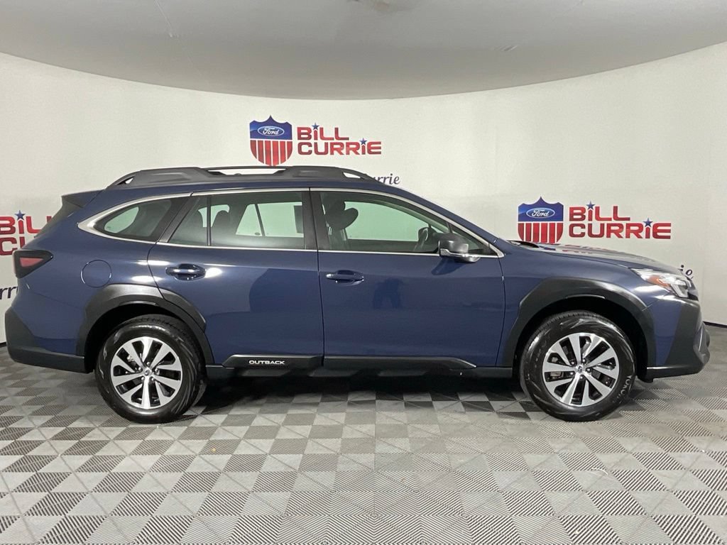 Used 2024 Subaru Outback AWD/4WD image 2