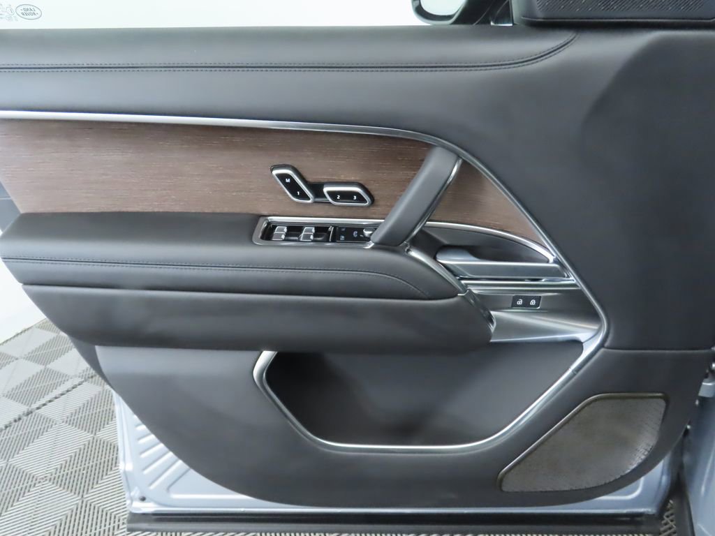 New 2025 Land Rover Range Rover Autobiography image 25