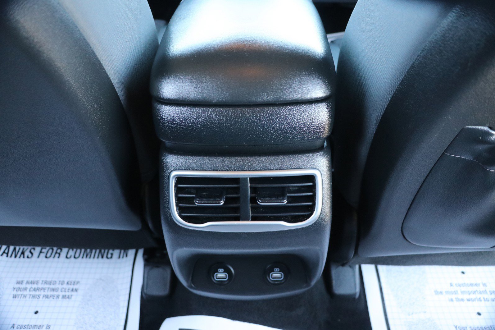 Used 2023 Hyundai Santa Fe SEL image 33