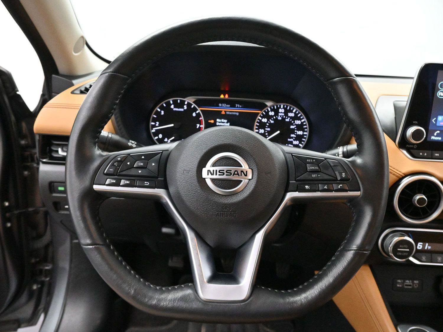 Used 2023 Nissan Sentra SV w/ SV Premium Package FWD image 14