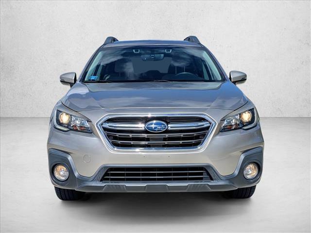 Used 2018 Subaru Outback 2.5i Premium image 3