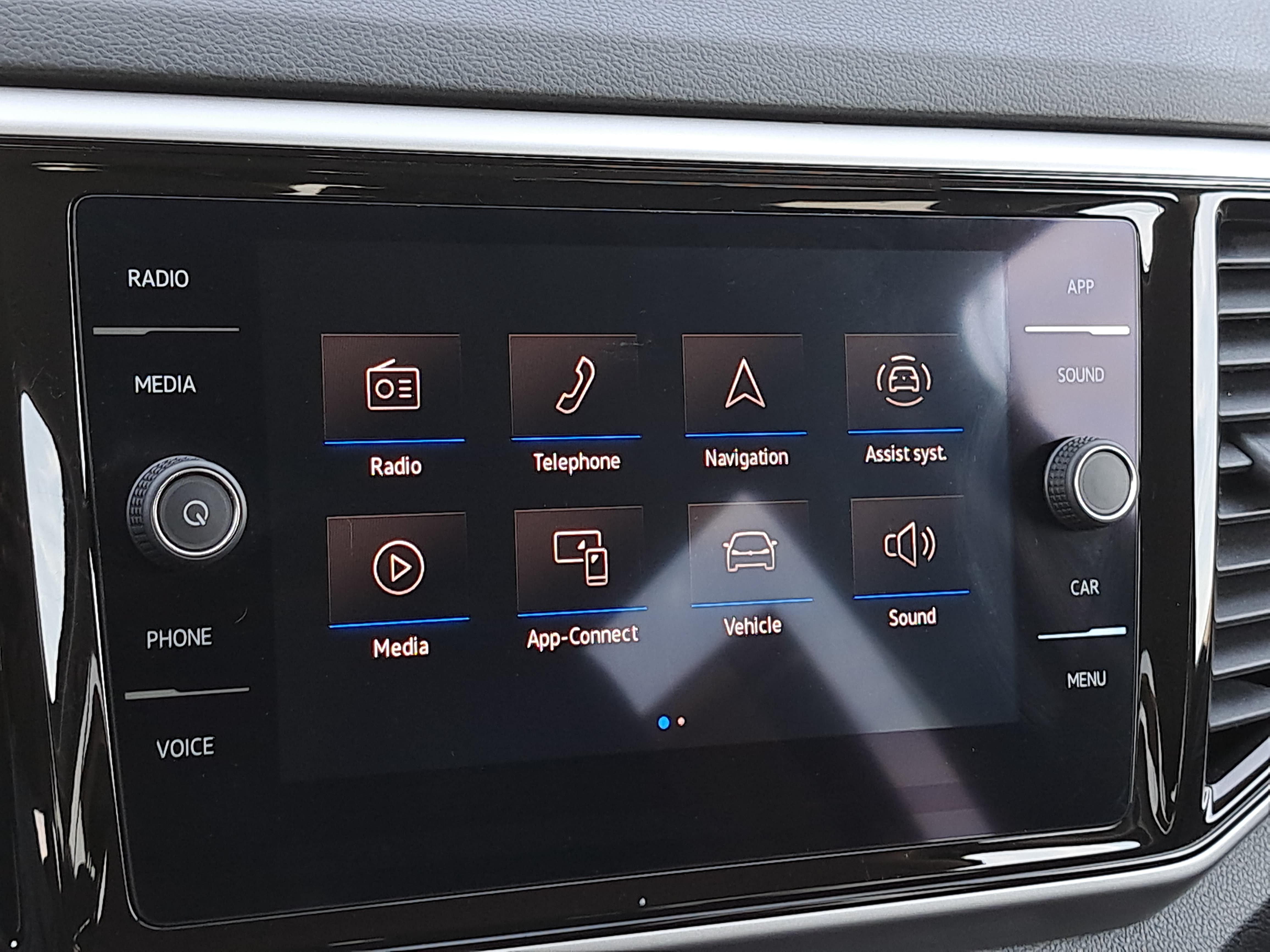 Used 2023 Volkswagen Atlas SE AWD/4WD image 22