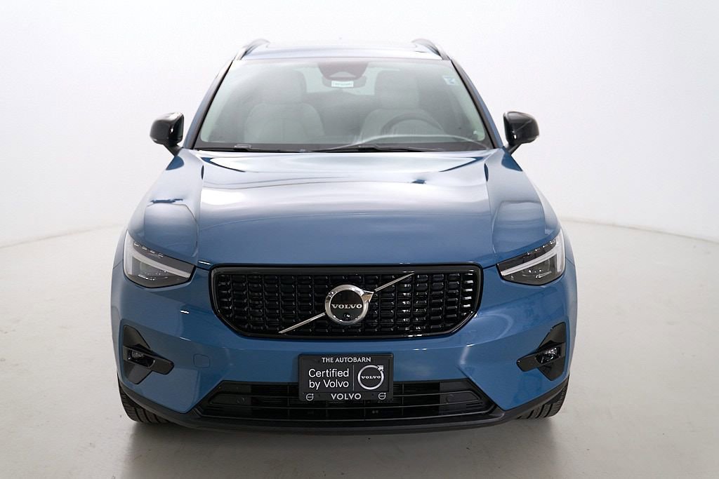 Used 2023 Volvo XC40 B5 Ultimate w/ Protection Package Premier AWD/4WD image 5