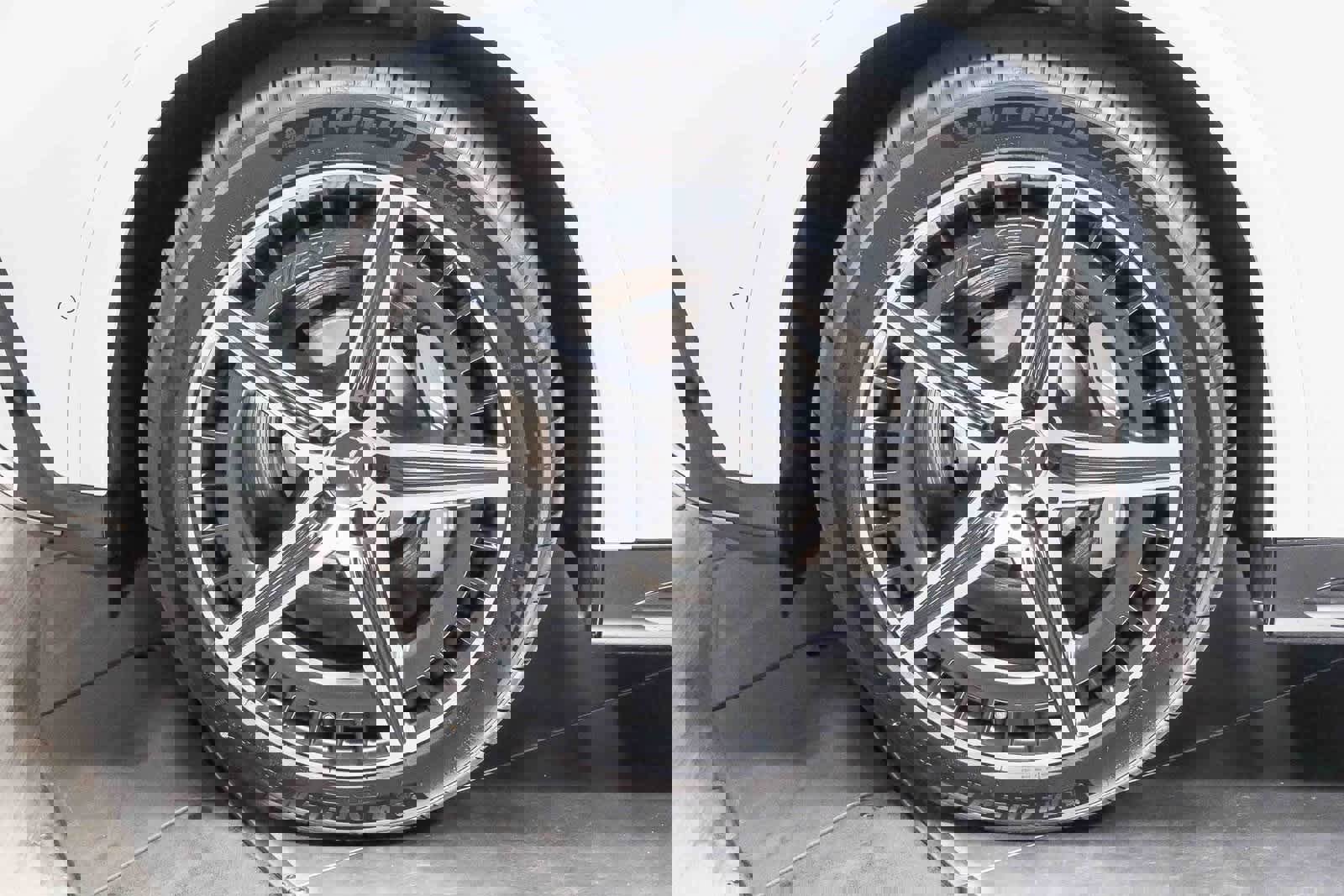 Used 2025 Mercedes-Benz EQE AMG 4MATIC SUV image 10