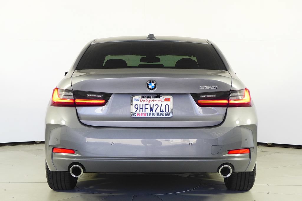Used 2023 BMW 330i Sedan w/ Premium Package RWD image 8