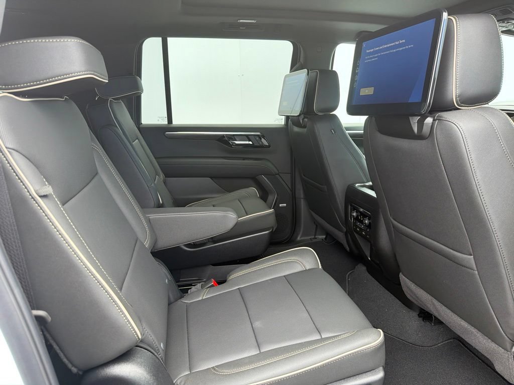 New 2026 Chevrolet Suburban Premier AWD/4WD image 8