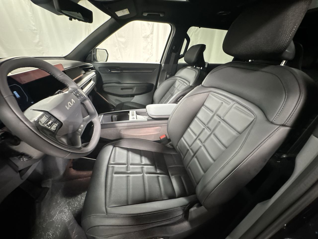 New 2026 Kia EV9 Land w/ Nightfall Edition Package image 16