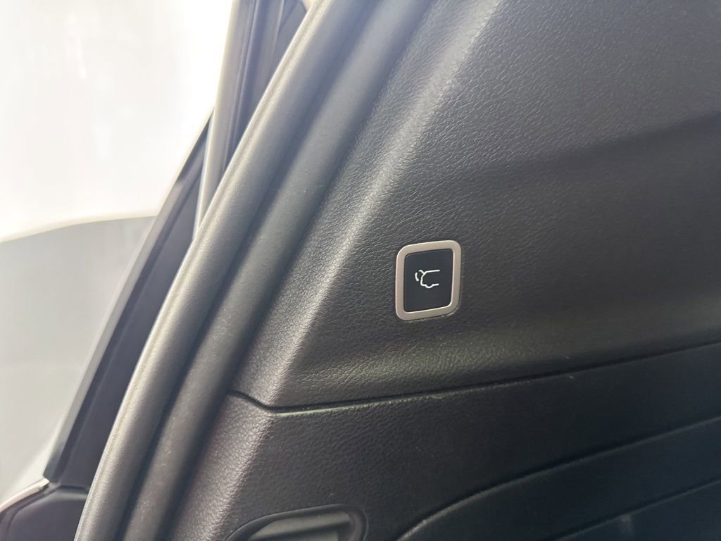 Used 2020 Chrysler Pacifica Limited w/ Advanced Safetytec Group image 42