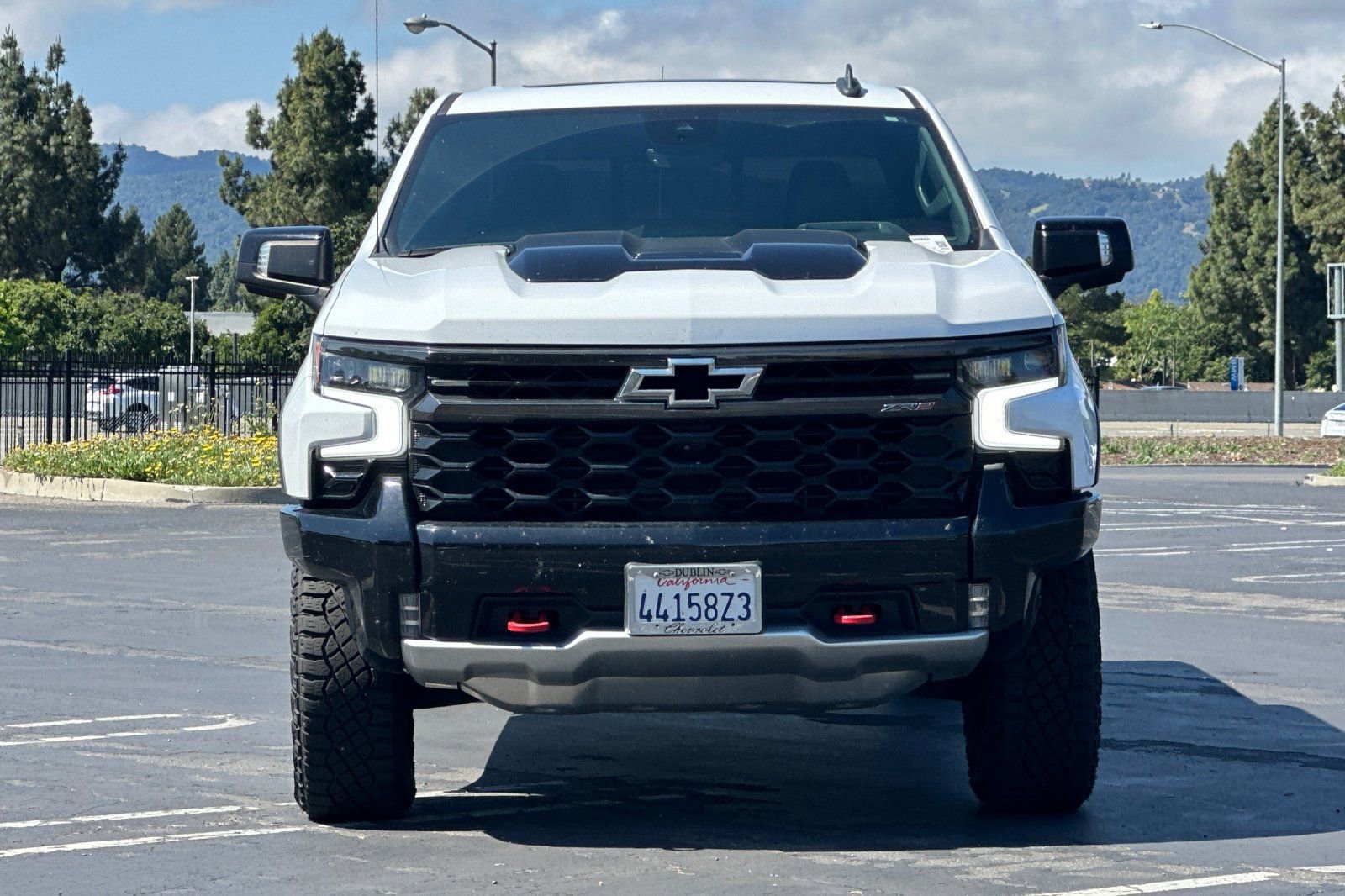 Used 2024 Chevrolet Silverado 1500 ZR2 w/ Technology Package AWD/4WD image 9