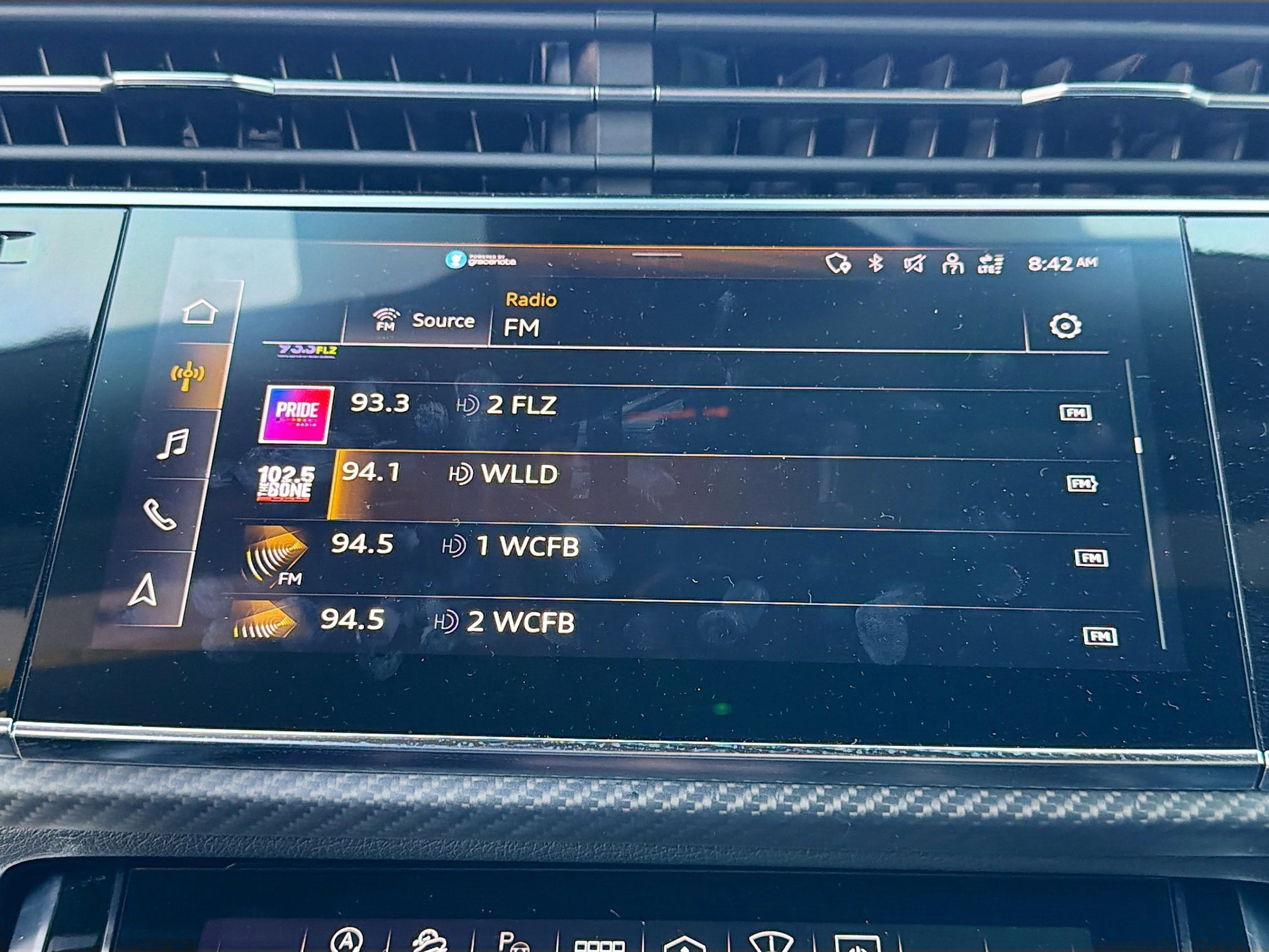 Used 2024 Audi RS Q8 w/ Black Optic Package image 30